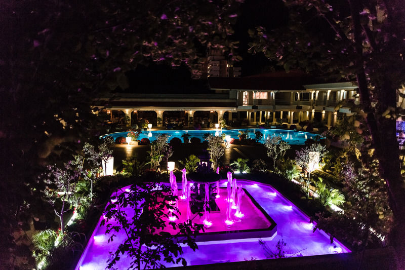 Vox Maris Grand Resort (Adults Only) Costinesti Bagian luar foto
